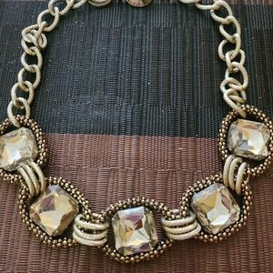 Chunky gold tone fashion necklace!! A show stopper!
